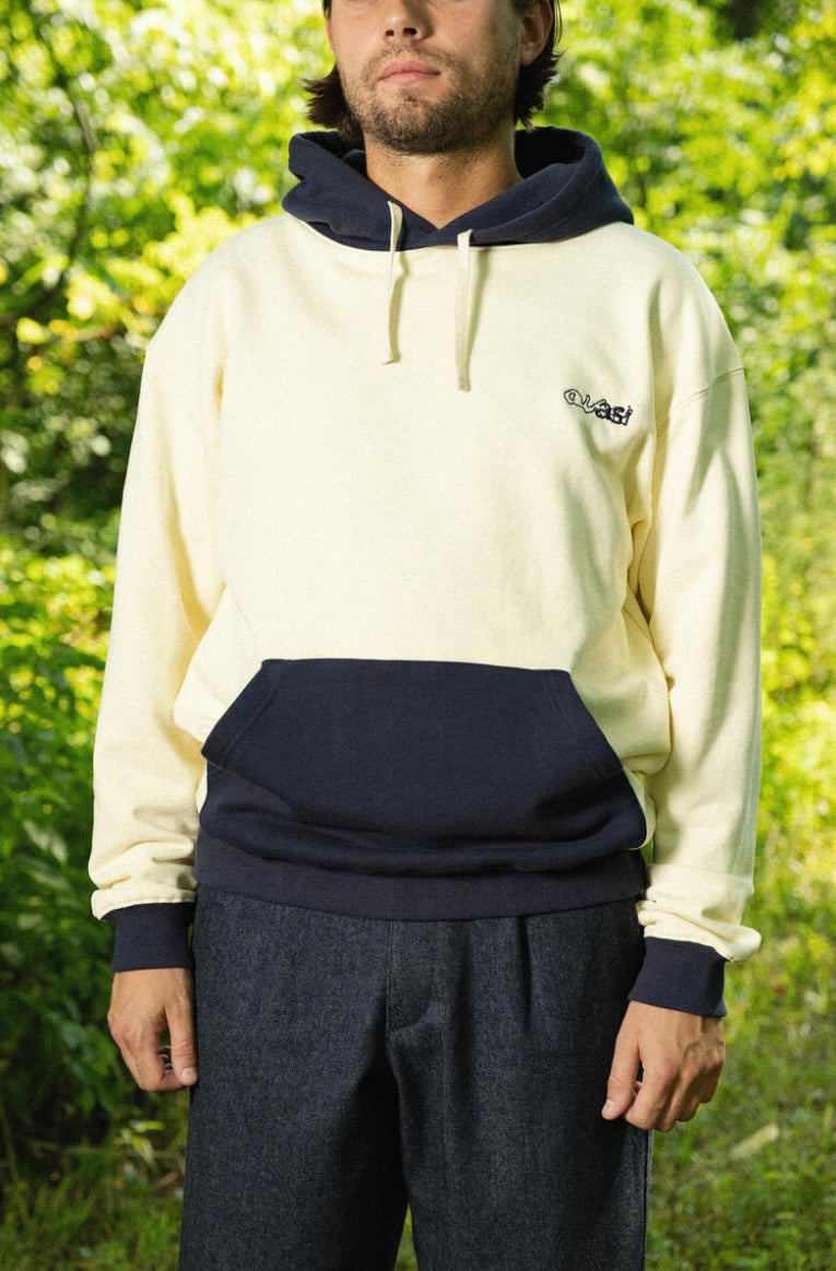 Quasi Base Hoodie
