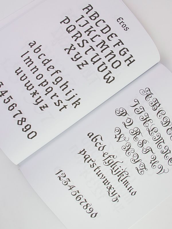 100 Calligraphic Alphabets